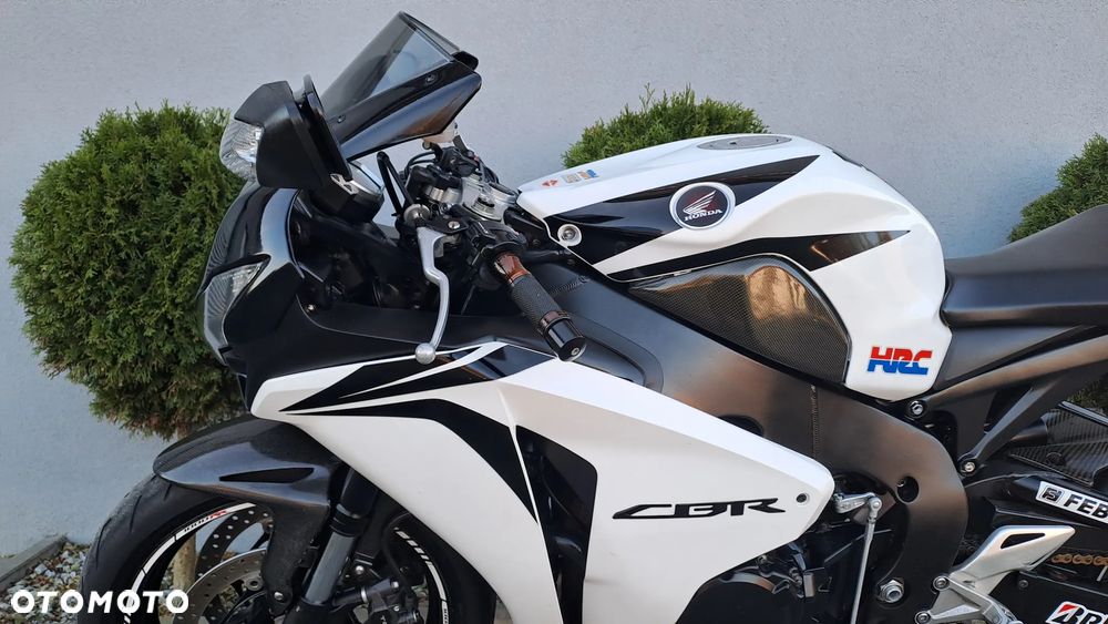 Honda CBR - 28