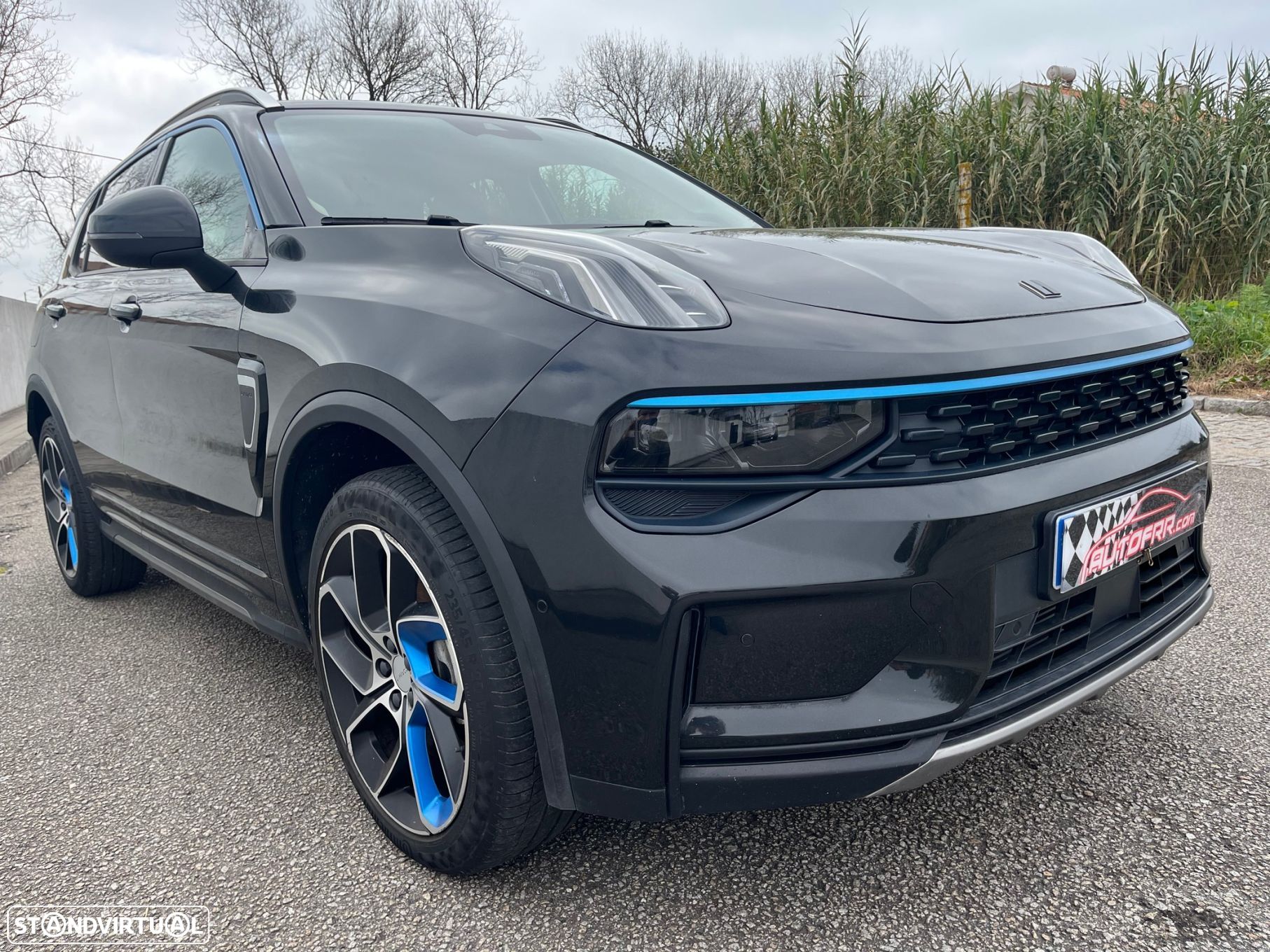 Lynk & Co 01 - 1
