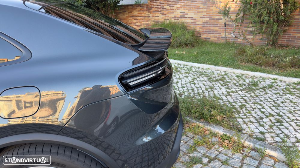 Porsche Macan Electric 4 - 24