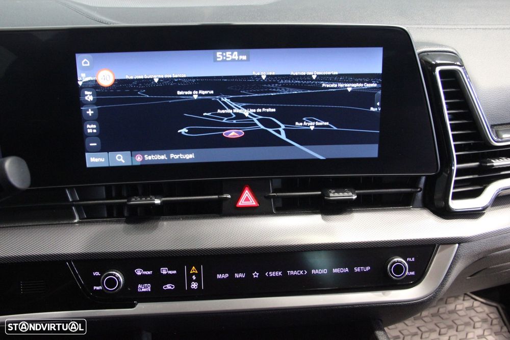 Kia Sportage 1.6 T-GDi HEV Tech - 8