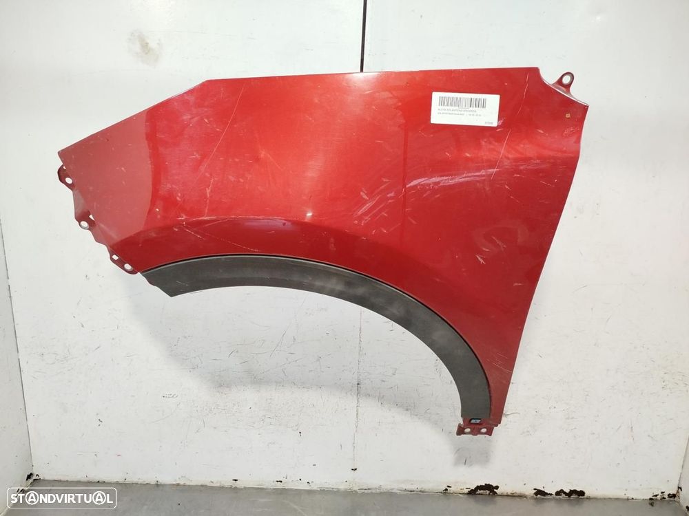 GUARDA-LAMAS FRENTE ESQUERDO KIA SPORTAGE - 1