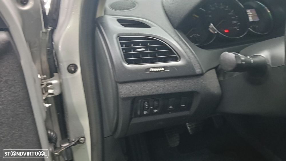 Renault Fluence 1.5 dCi Exclusive - 10