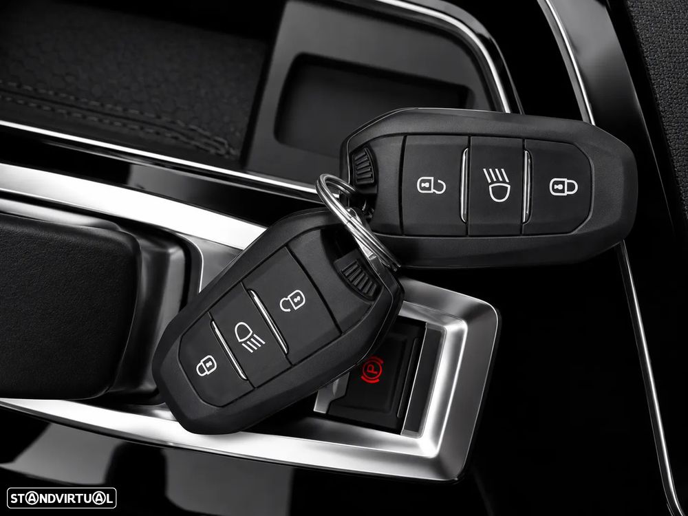Peugeot 3008 1.6 Hybrid GT Line e-EAT8 - 8