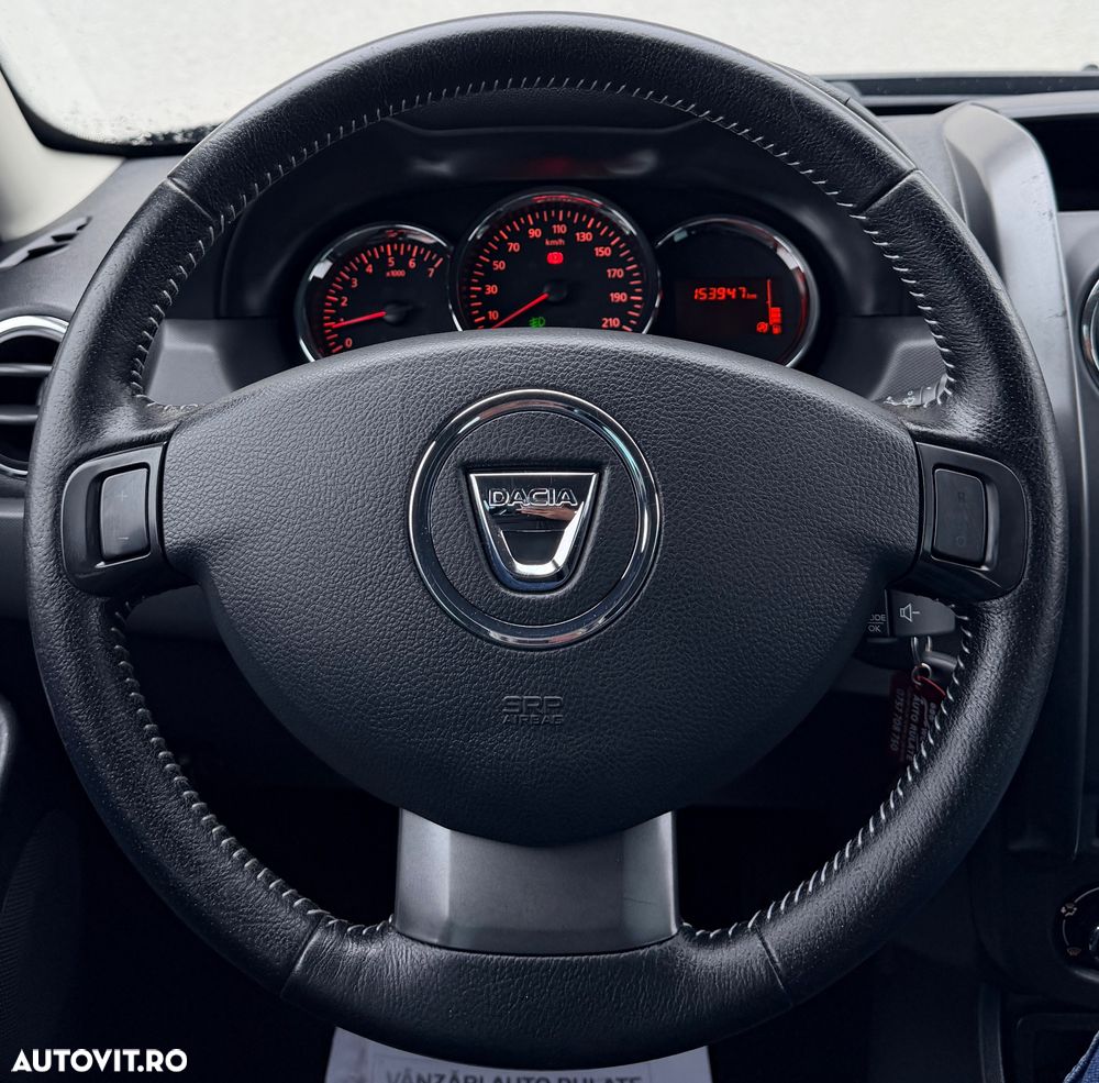Dacia Duster 1.6 4x2 Laureate - 33