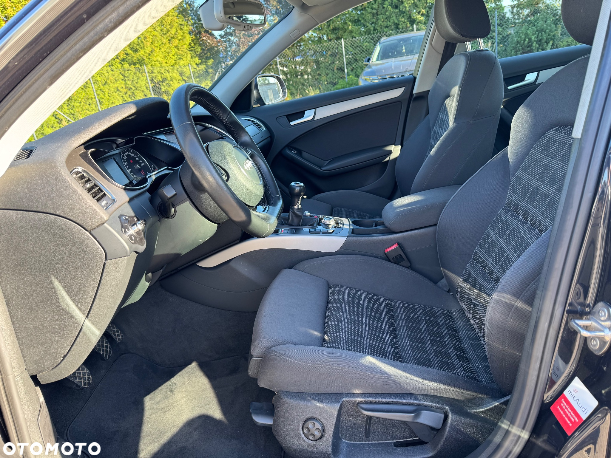 Audi A4 Avant 2.0 TDI - 21