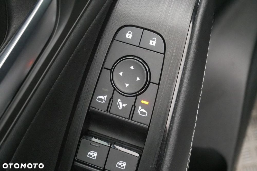 Nissan Qashqai - 32