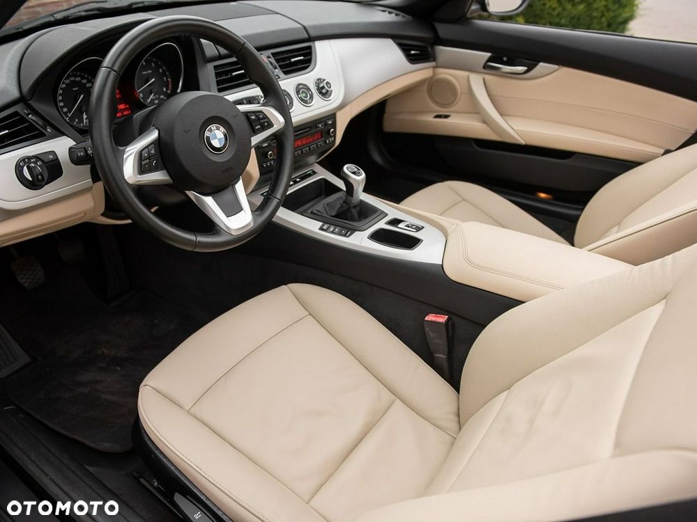 BMW Z4 sDrive23i - 8