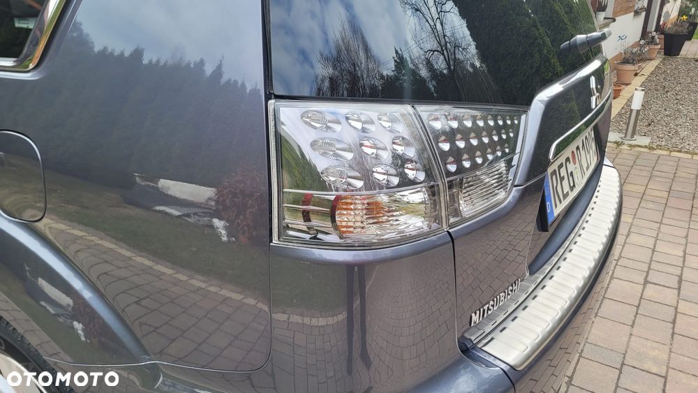 Mitsubishi Outlander 2.2 DI-D 4WD Invite - 11