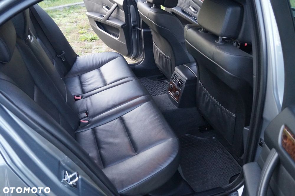 BMW Seria 5 - 23