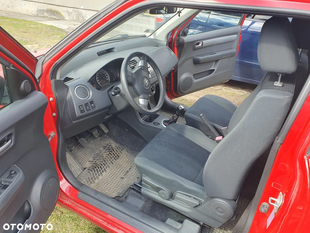 Suzuki Swift 1.3 Club - 22