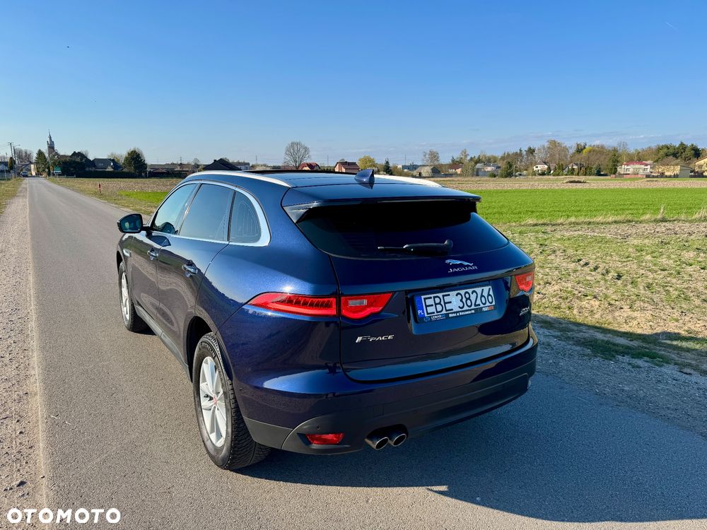 Jaguar F-Pace 20d AWD Pure - 27