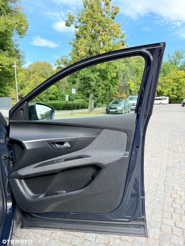 Peugeot 3008 1.5 BlueHDi Active S&S EAT8 - 11