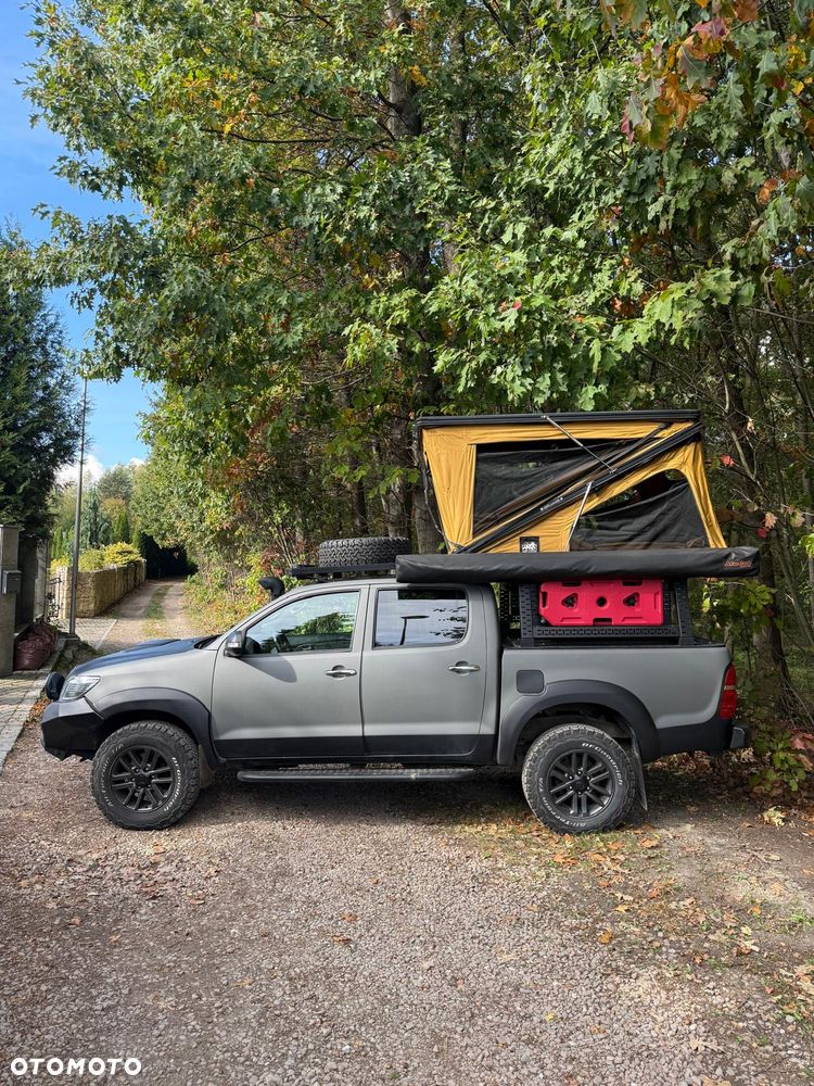 Toyota Hilux 3.0 D-4D SR5 - 16