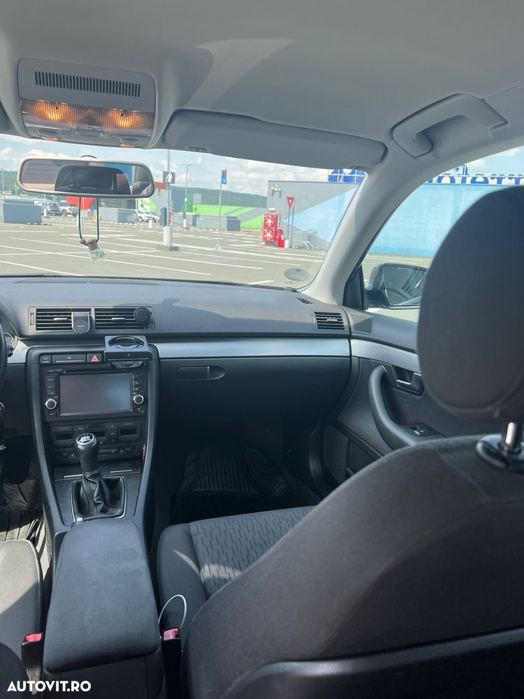 Audi A4 2.0 Avant - 10