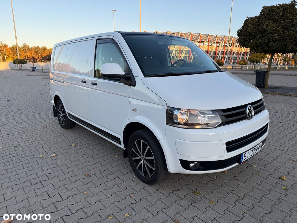Volkswagen Transporter - 2