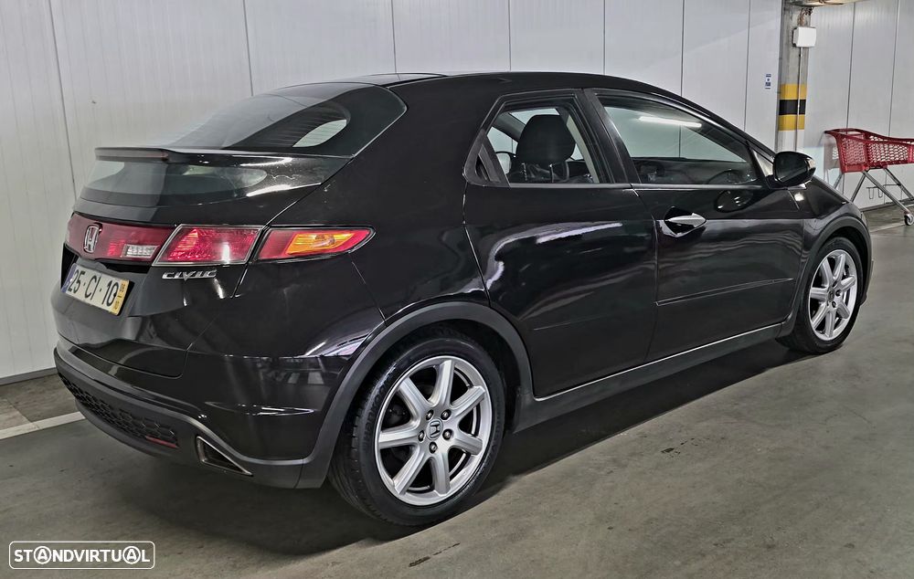 Honda Civic 1.8 Sport - 26