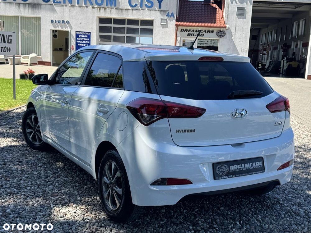 Hyundai i20 1.2 Passion - 9