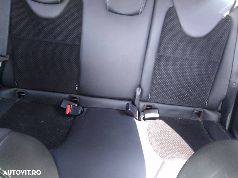 Renault Clio - 13
