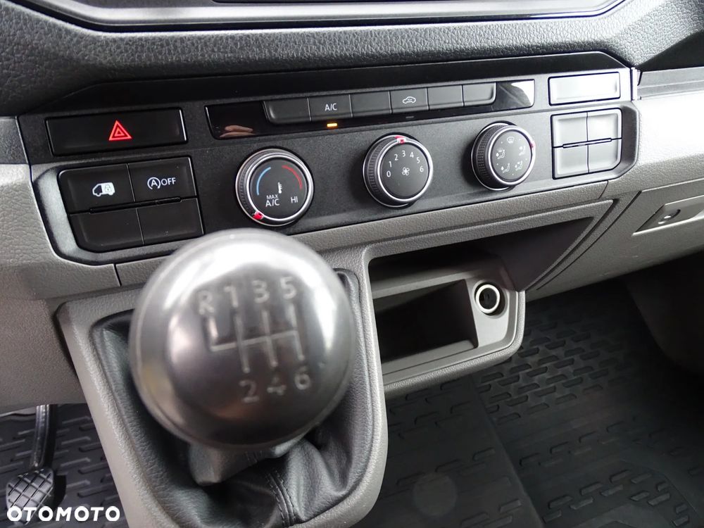 Volkswagen CRAFTER - 31
