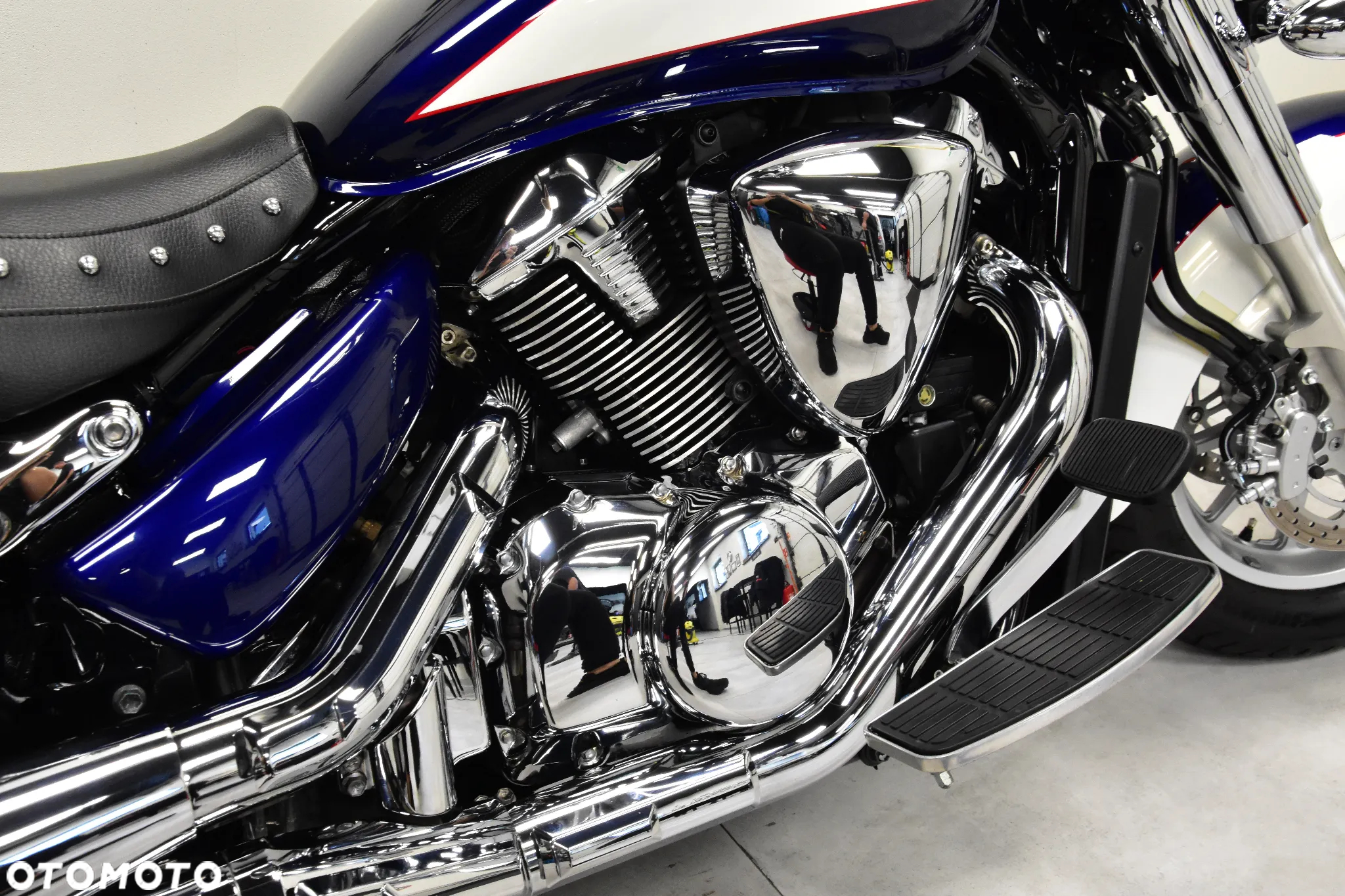 Suzuki Intruder - 30
