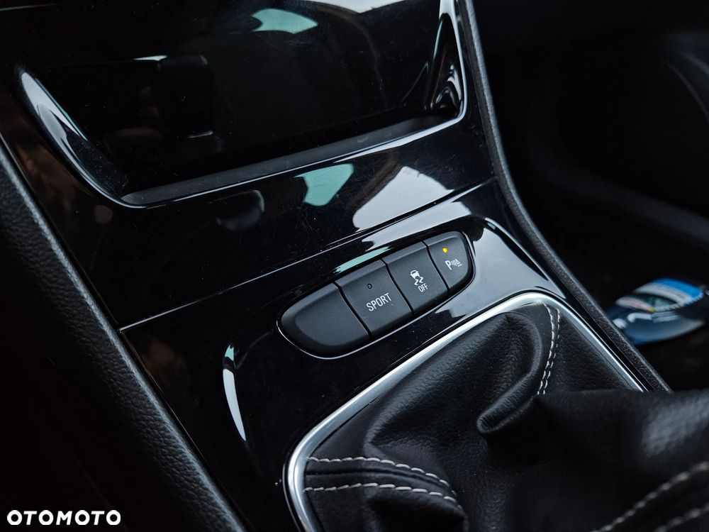 Opel Astra 1.6 D (CDTI) Dynamic - 23