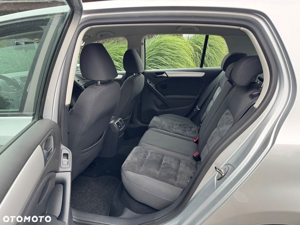 Volkswagen Golf - 13