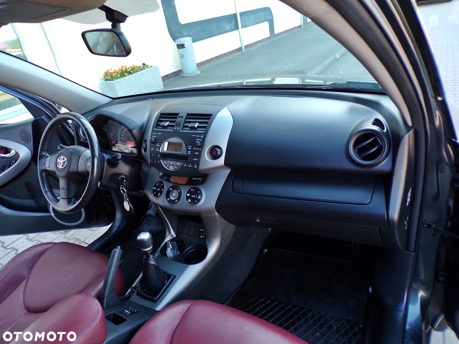 Toyota RAV4 2.2 D-4D 4x4 Executive - 16