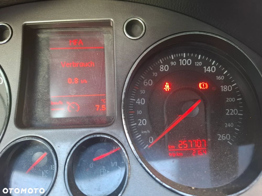 Volkswagen Passat 1.9 TDI Comfortline - 17