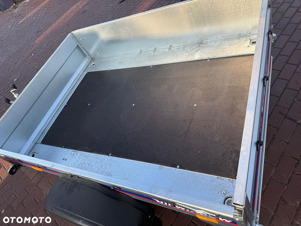 Niewiadów Przyczepa Niewiadów N417U 174x138x35cm 1 oś 750kg burty boczne 2mm Częstochowa MOTOMUS dostawa pod dom - 5
