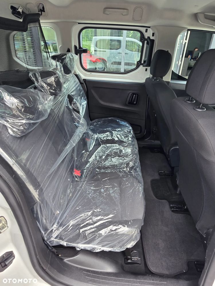 Toyota Proace City Verso 1.2 D-4T Business - 38