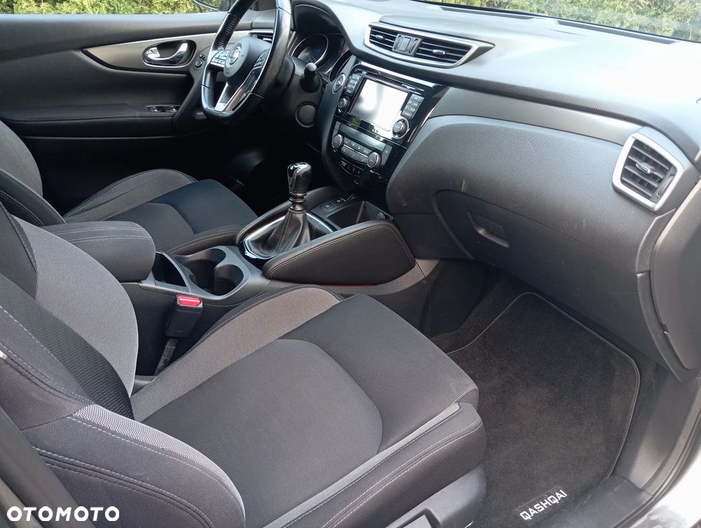 Nissan Qashqai 1.6 DCi N-Connecta EU6 - 12