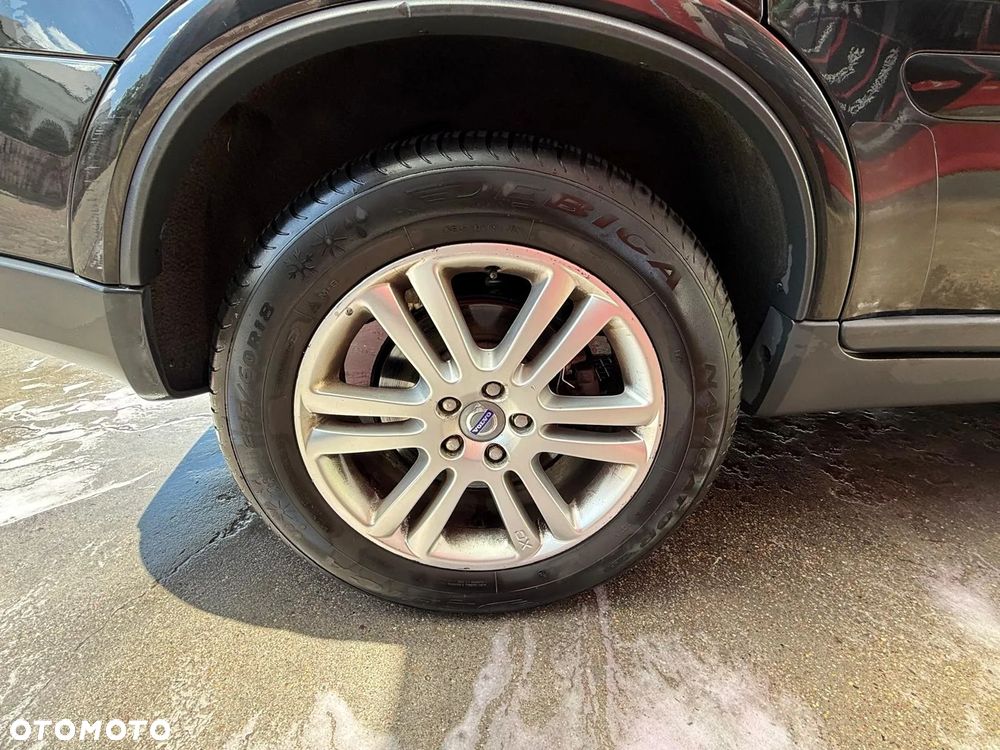 Volvo XC 90 4.4 V8 AWD Momentum - 10