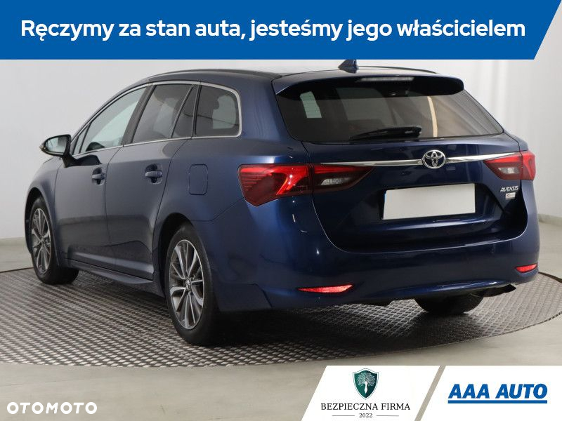 Toyota Avensis - 5