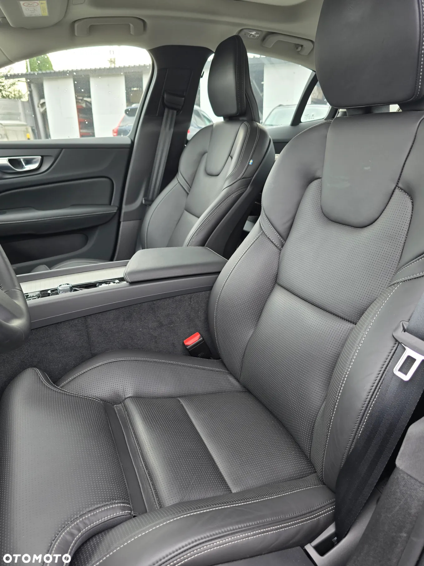 Volvo S60 B5 B AWD Ultimate Dark - 14