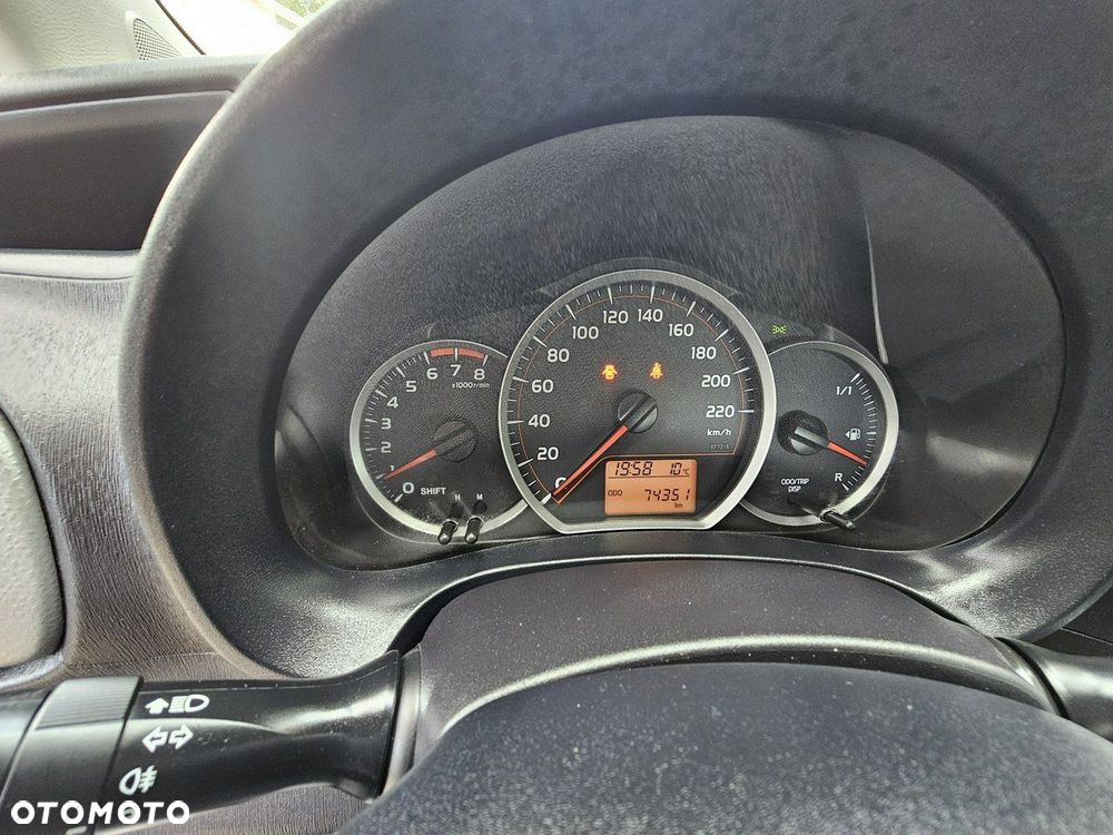 Toyota Yaris - 22