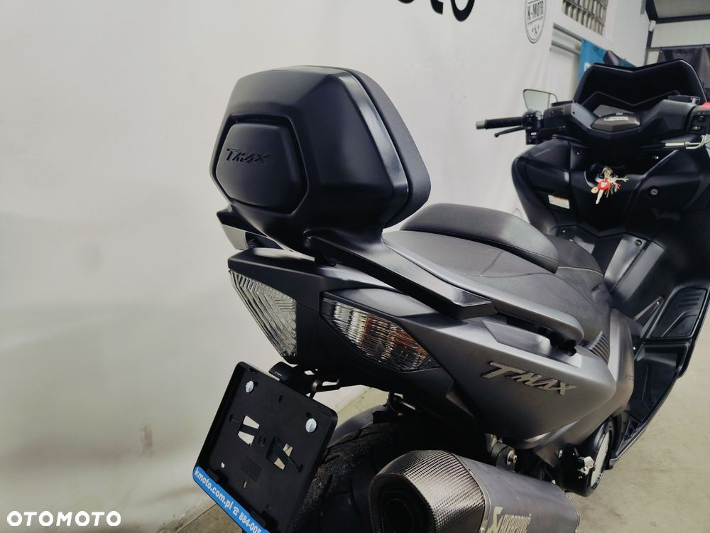 Yamaha Tmax - 10