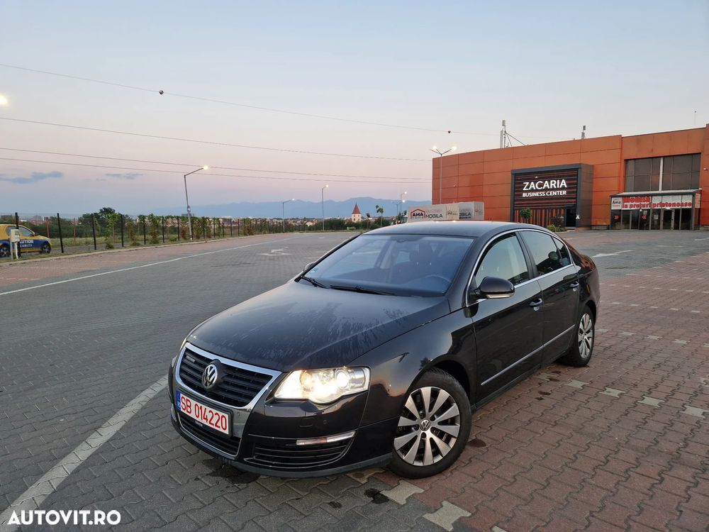 Volkswagen Passat 2.0 TDI DPF BlueMotion Technology Comfortline - 4