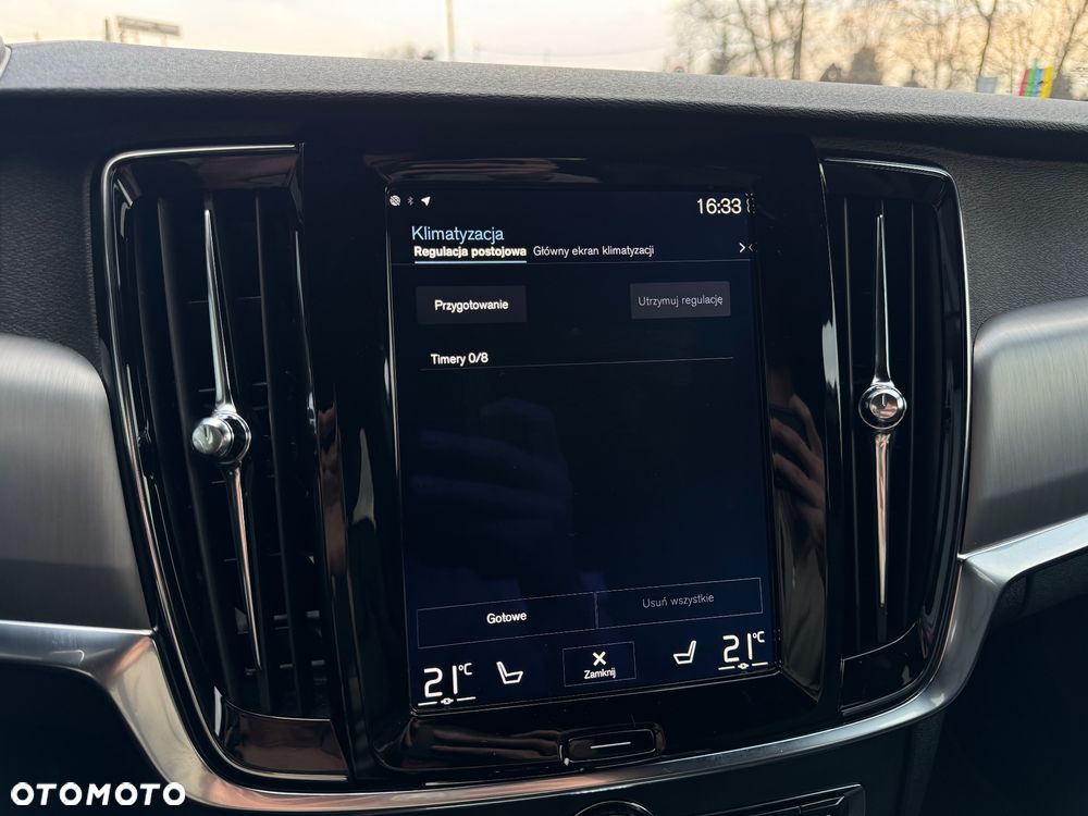 Volvo V90 D4 Momentum - 16