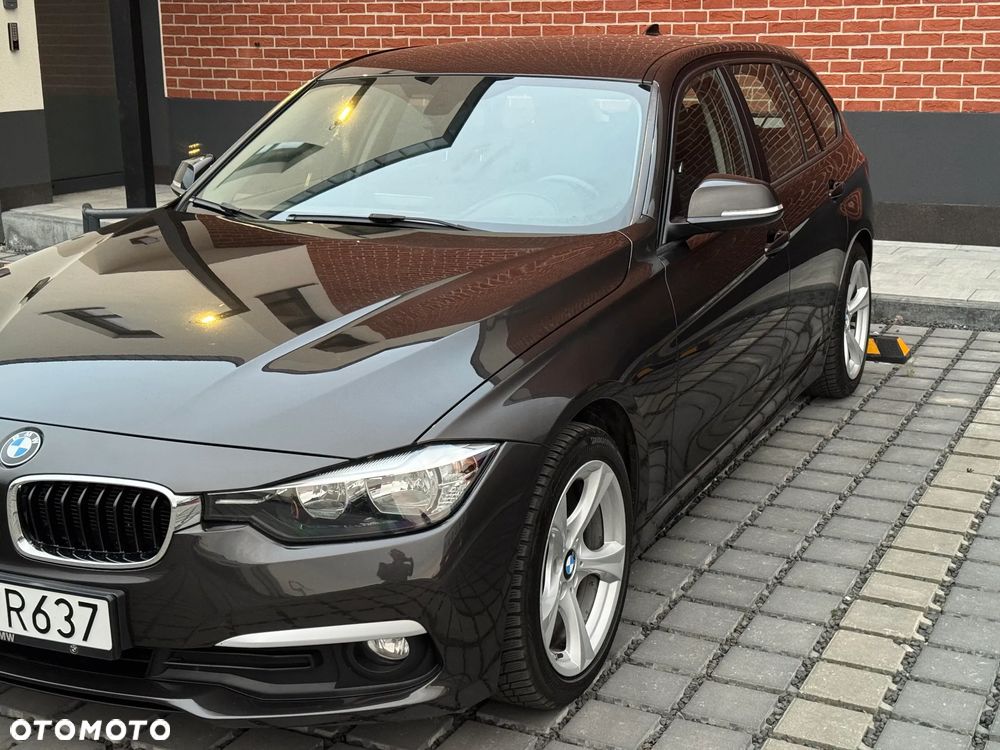 BMW Seria 3 320d - 34