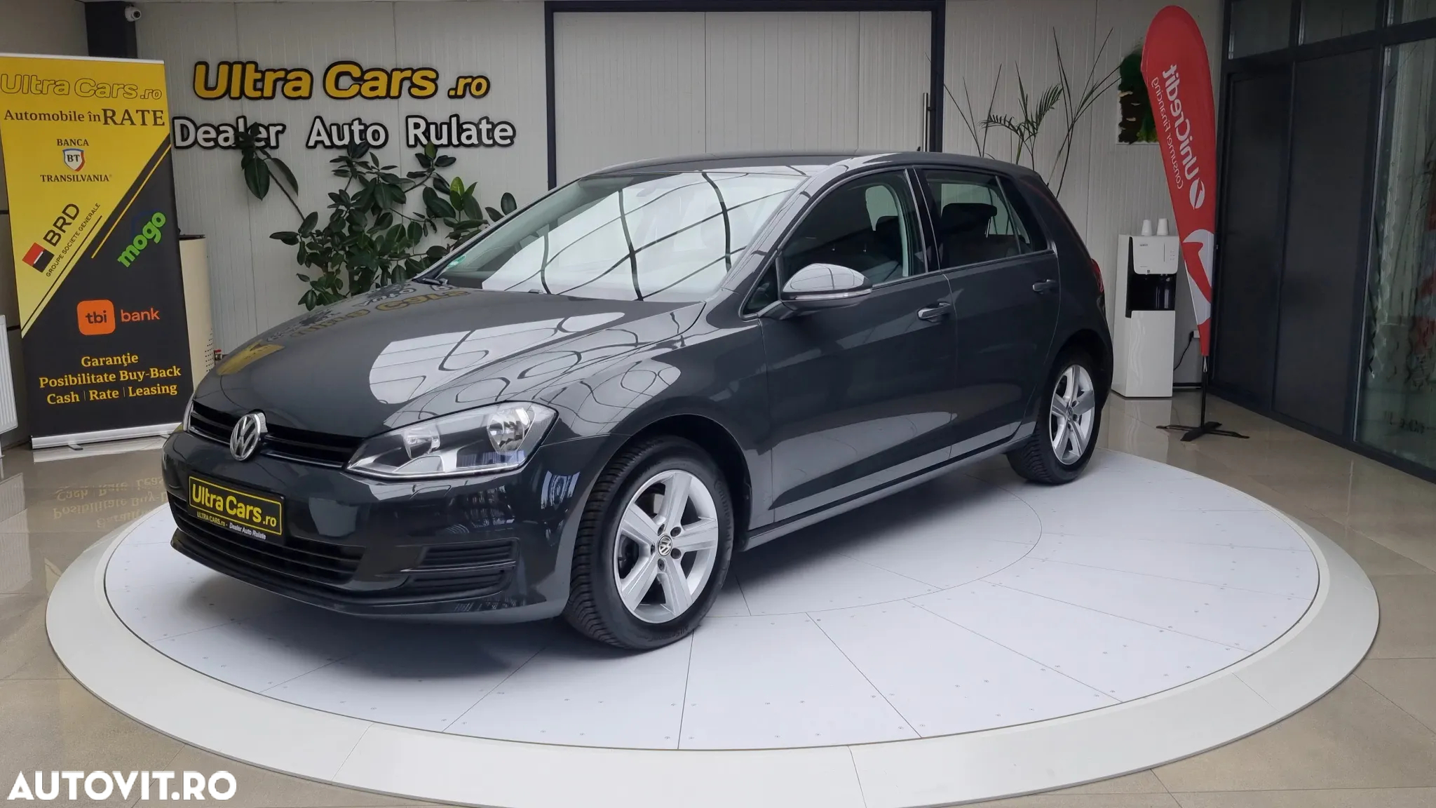 Volkswagen Golf 2.0 TDI BMT Comfortline - 2