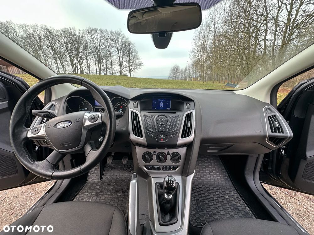Ford Focus 1.0 EcoBoost Trend - 10