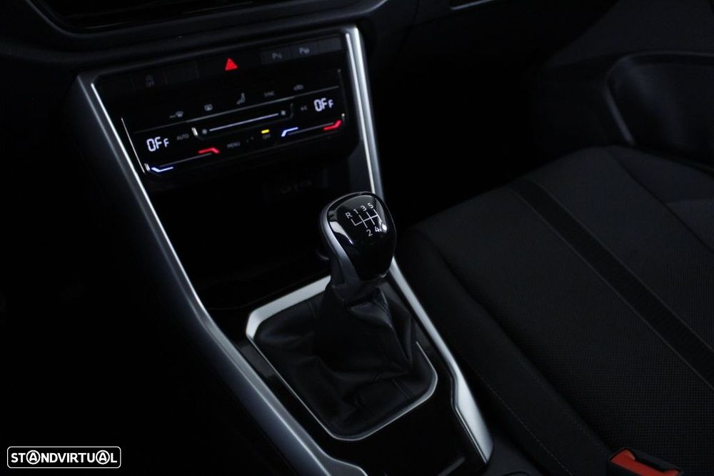 VW T-Roc 1.0 TSI Life - 32