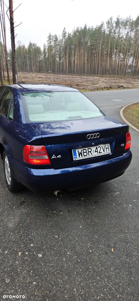Audi A4 Limousine - 2