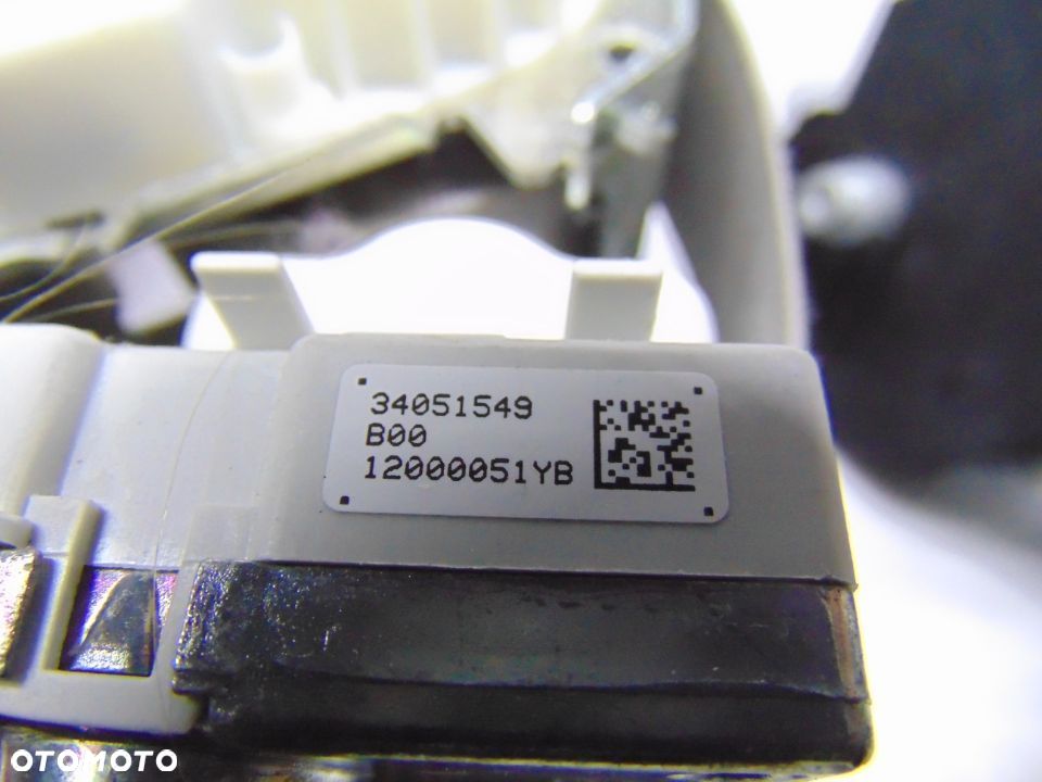 ML W164 LIFT PAS BEZPIECZENSTWA PRAWY PRZOD SZARY 34051549 - 5
