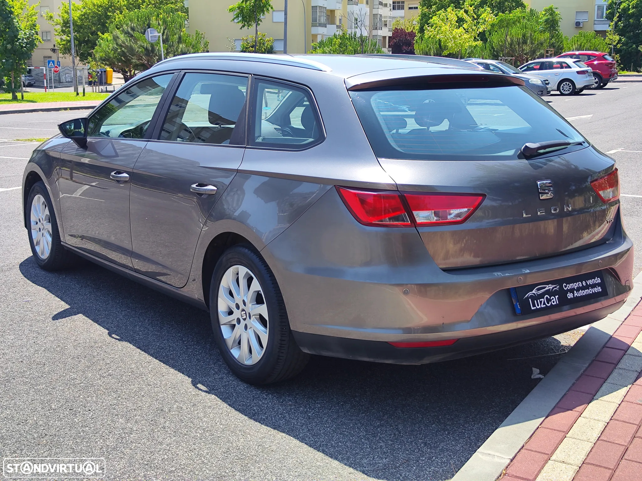 SEAT Leon ST 1.6 TDI Reference Ecomotive - 11
