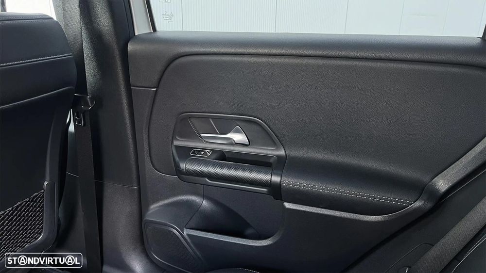 Mercedes-Benz B 180 d Business Solutions Aut. - 33