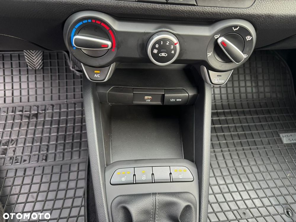 Kia Stonic 1.2 M - 12