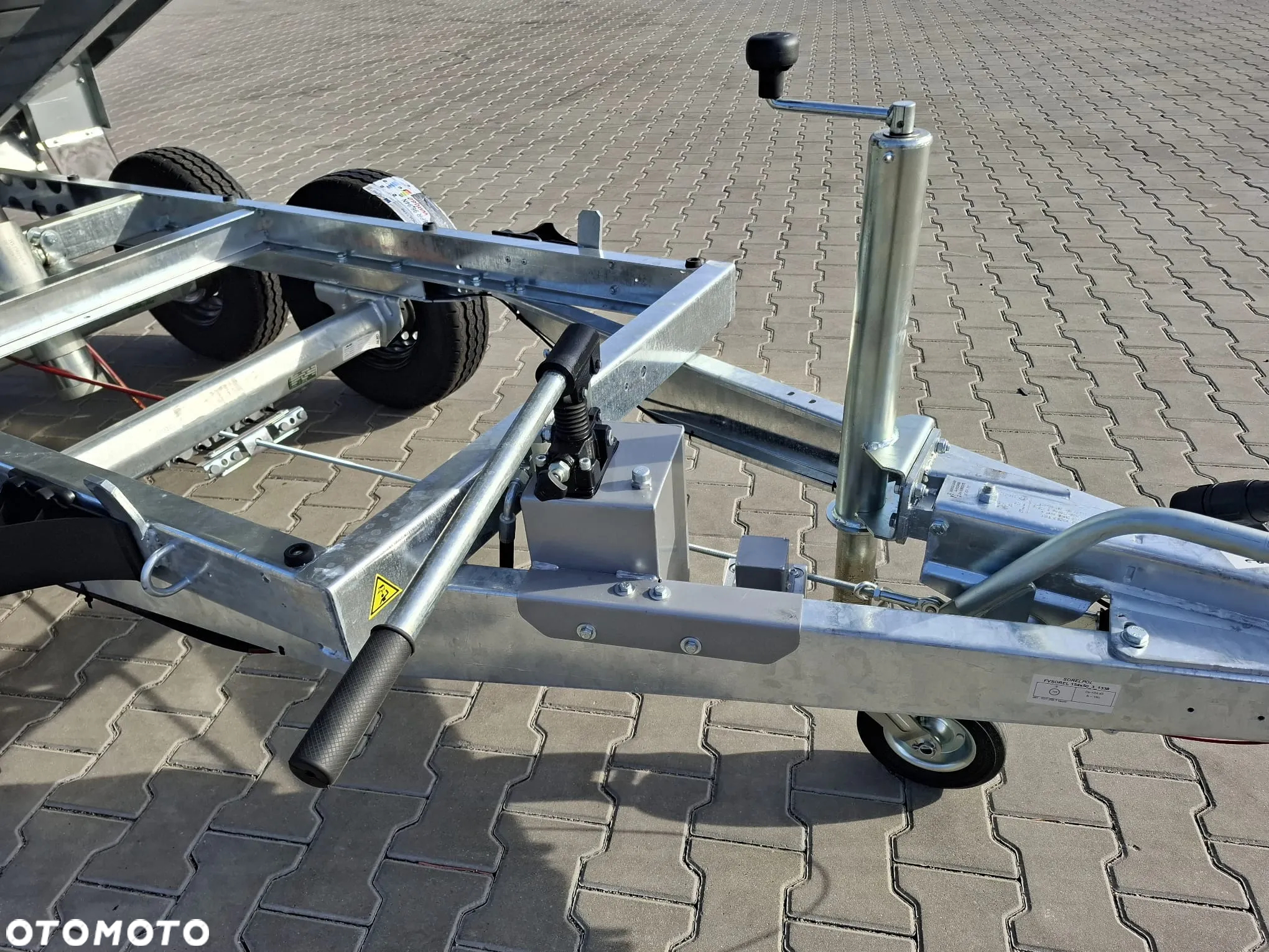 Neptun DOSTAWA! Przyczepa WYWROTKA wym. 256,5x148x30 Kiper HAMOWANA N20-420 2 kps PLATFORMA! Uchylana ręcznie lub za pomocą wkrętarki DMC 2700 kg GN251 - 7