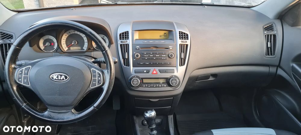 Kia Ceed 1.6 Crdi Comfort - 6