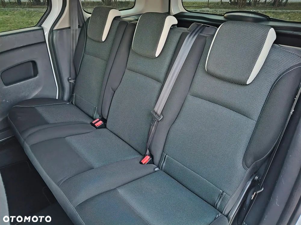Renault Kangoo dCi 110 FAP Luxe - 26